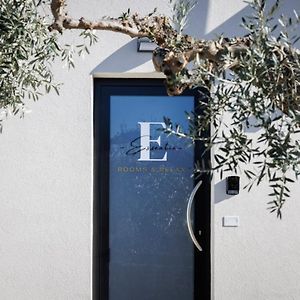 Essentia Rooms & Relax